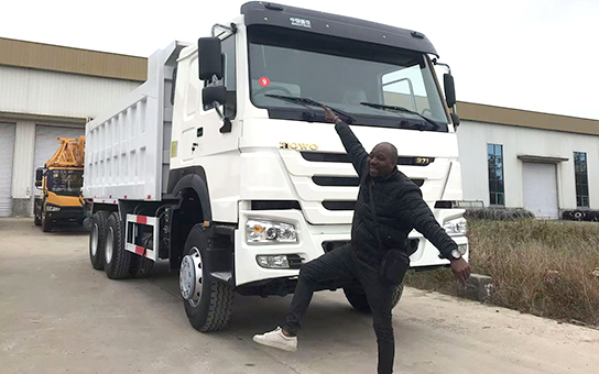 HOWO Tipper truck in Zimbabwe